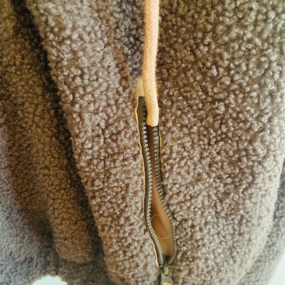 Brown Sherpa jacket - Picture 4 of 4